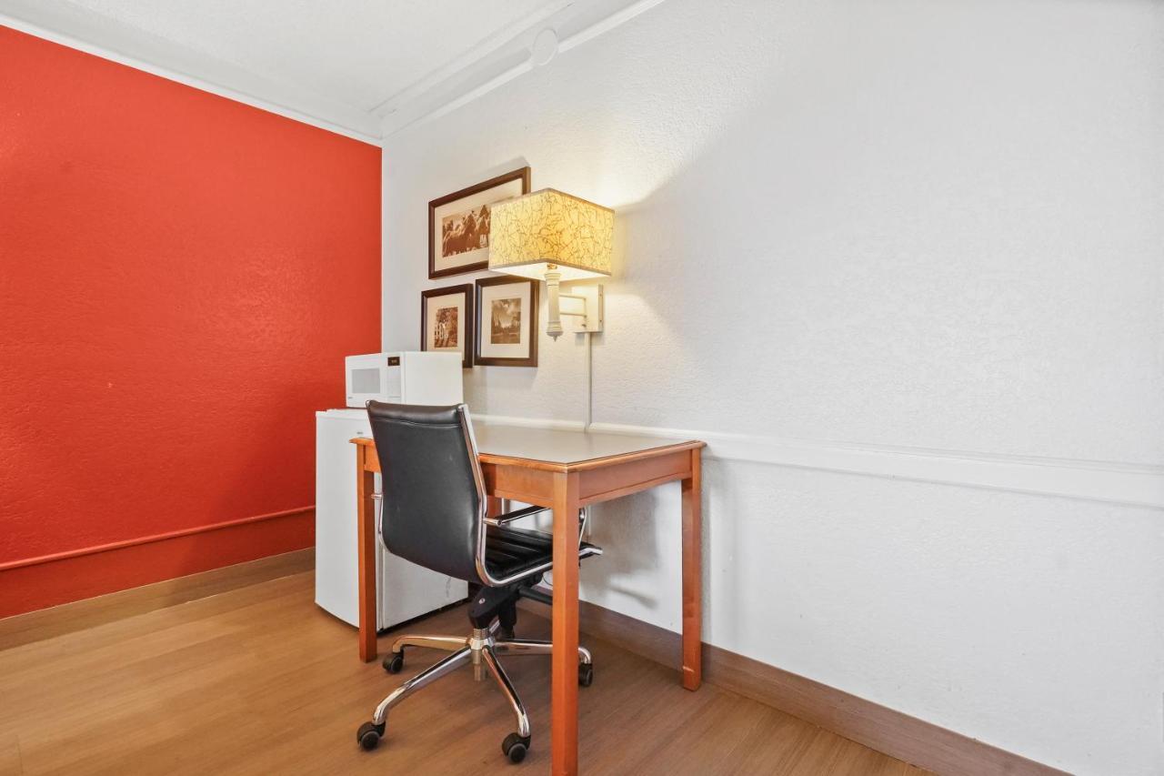 La Quinta Inn By Wyndham Costa Mesa Orange County Extérieur photo
