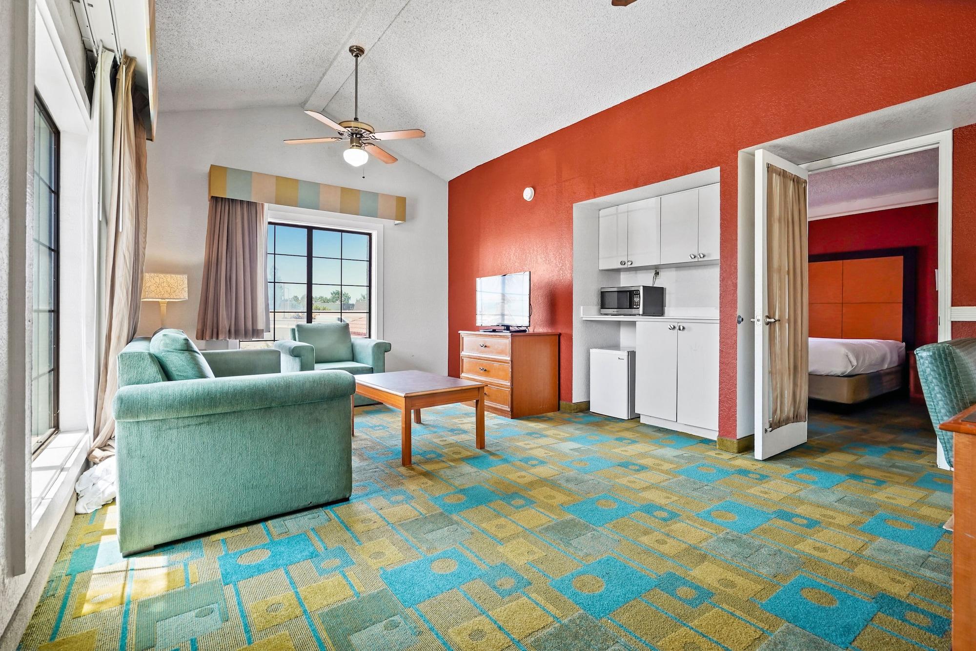 La Quinta Inn By Wyndham Costa Mesa Orange County Extérieur photo